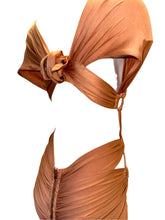 Load image into Gallery viewer, “Oxúm” Dress
